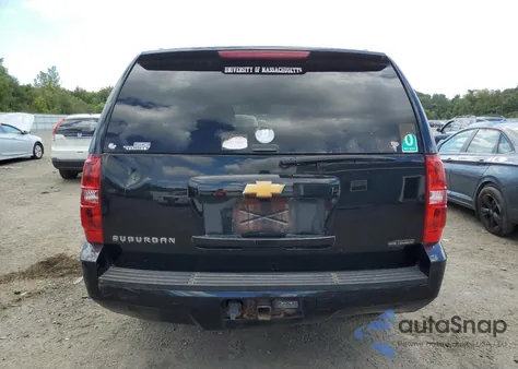 2013 Chevrolet Suburban K1500 Ls z USA, uszkodzony, nr VIN 1GNSKHE77DR110530